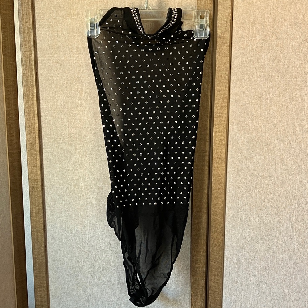FINAL MARKDOWN Top Chic Black Mesh jazzy low back halter bodysuit lrg 

RA1005